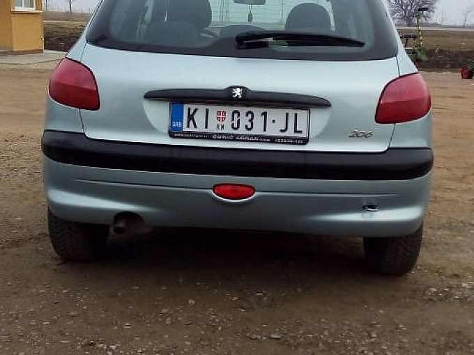 automobili peugeot 206