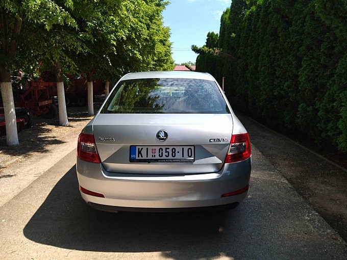 automobili skoda octavia a7 ambition 16 tdi