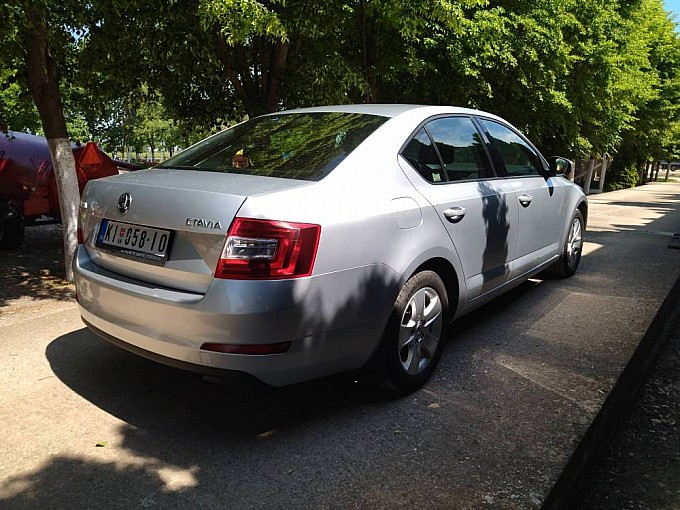 automobili skoda octavia a7 ambition 16 tdi