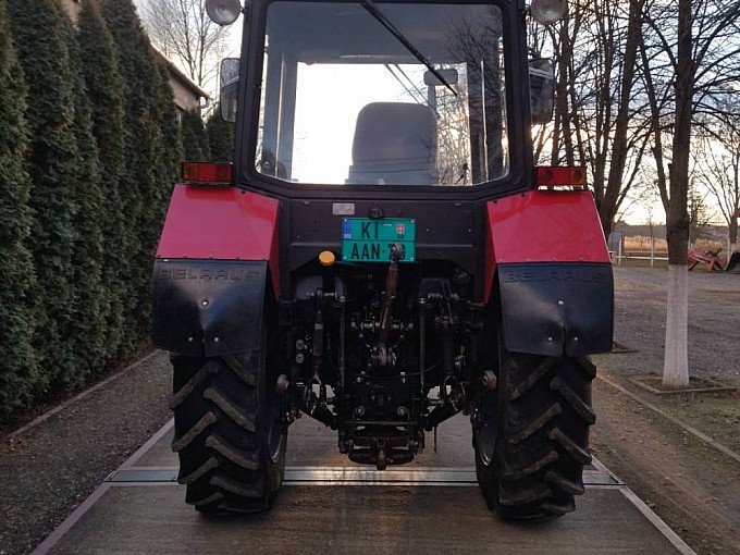 traktori belarus standard 820 2014