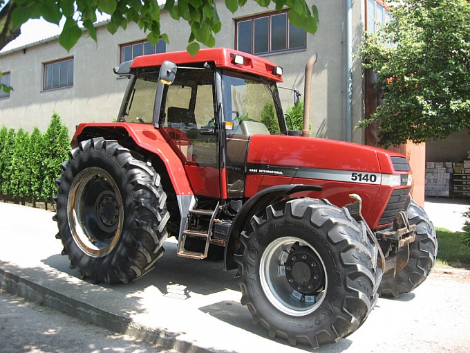 traktori case 5140