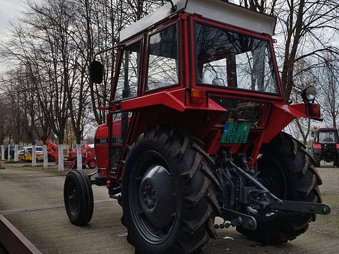 traktori imt imt 549