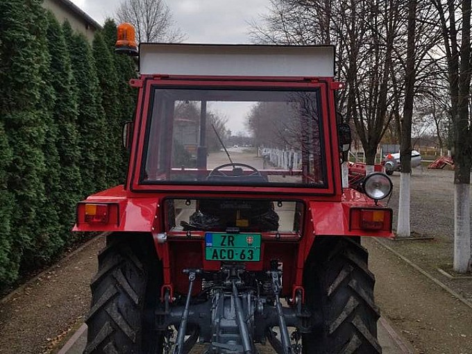 traktori imt imt 549