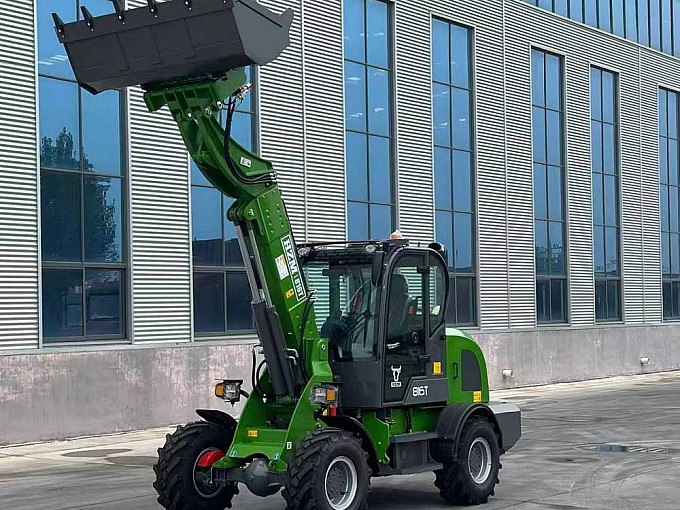 utovarivaci hzm 816t